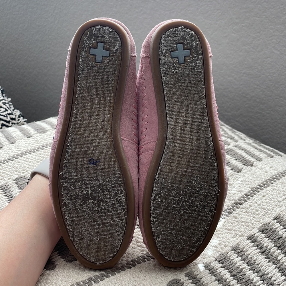 TOMS Women's Pink Slip-On Shoes - Picture 8 of 8